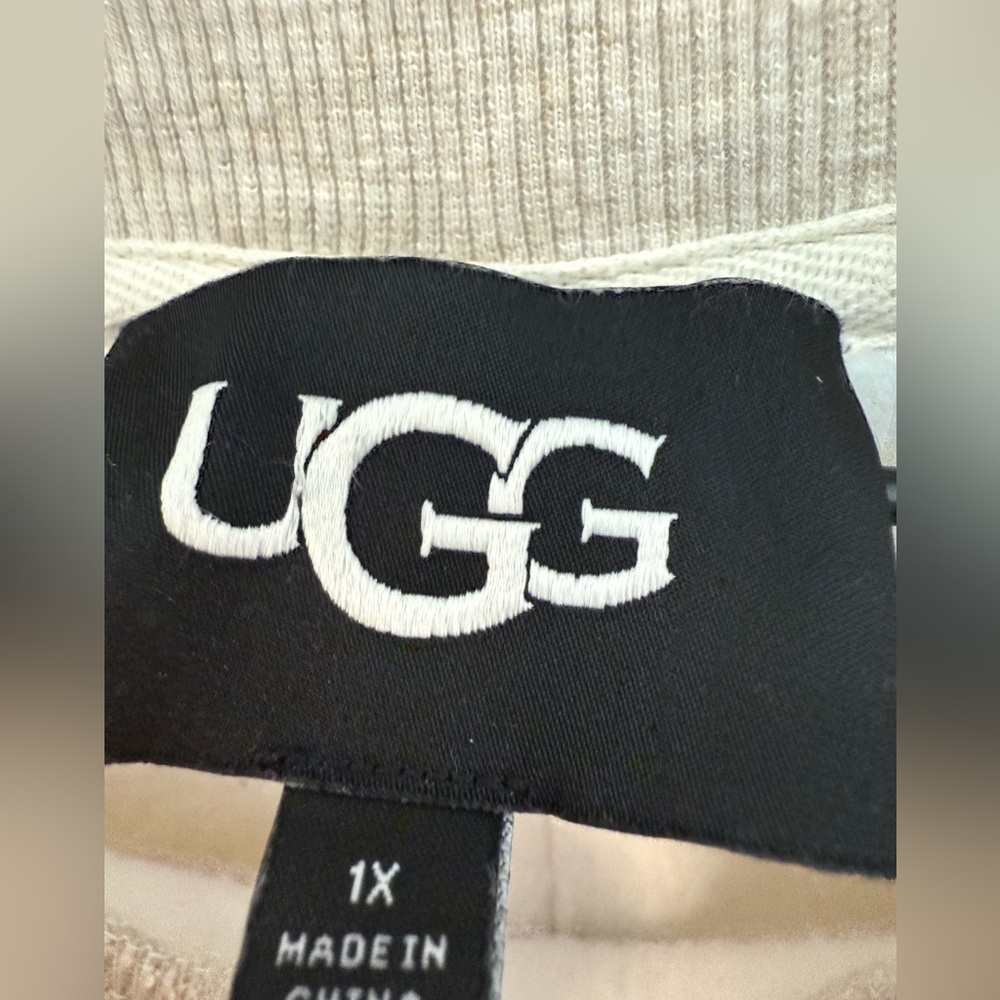UGG® Classic Cotton Blend Sweatshirt Size 1X - Picture 4 of 9